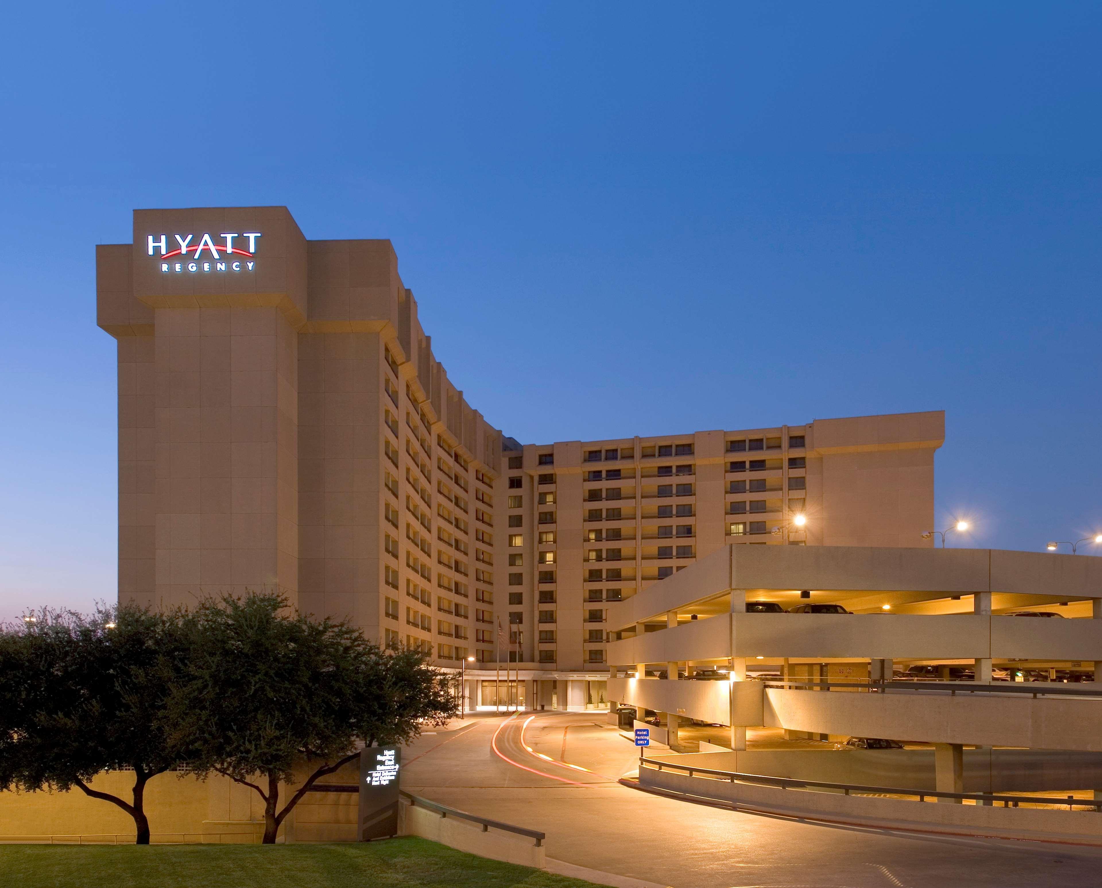 Hyatt Regency Dfw International Airport Hotel Грейпвайн Екстериор снимка