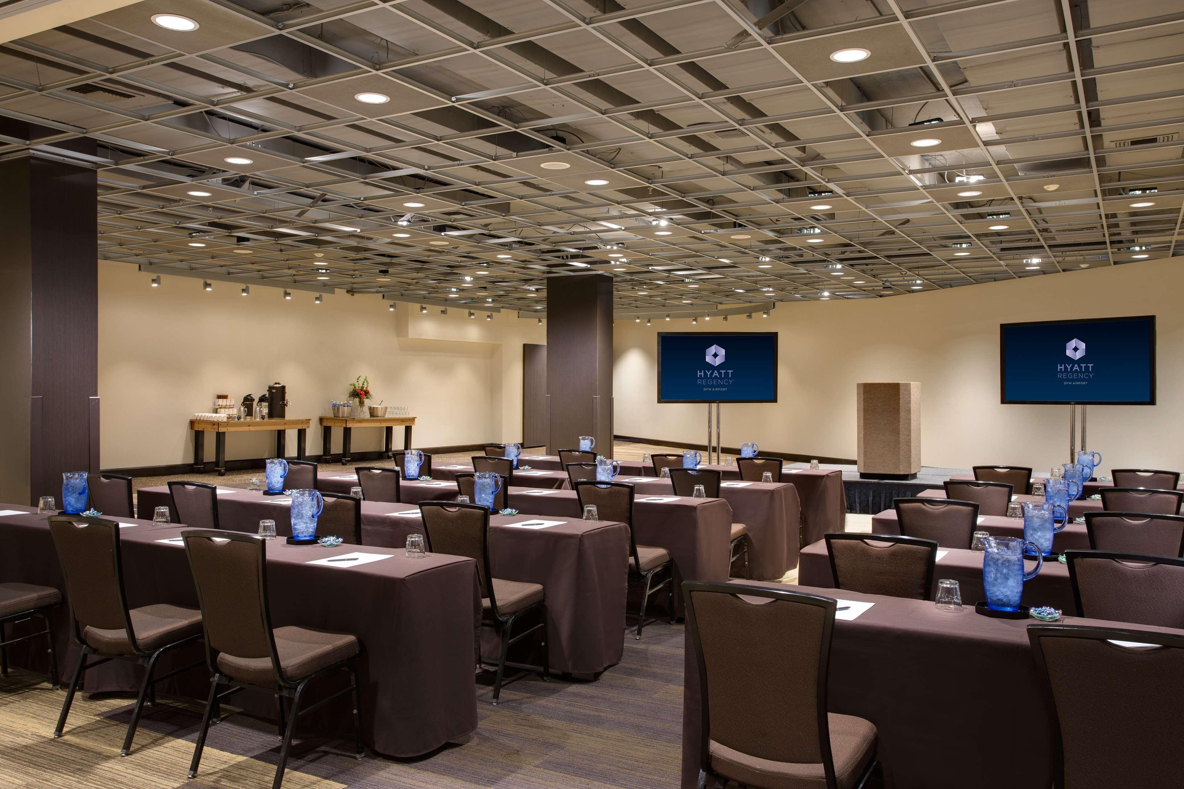 Hyatt Regency Dfw International Airport Hotel Грейпвайн Екстериор снимка